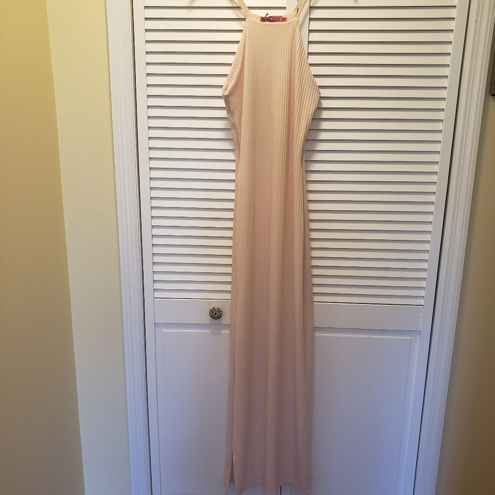 Boohoo Blush body con maxi